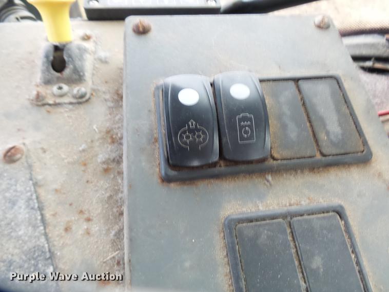 image for item DX9346 2009 GVM Prowler 9275 self-propelled applicator