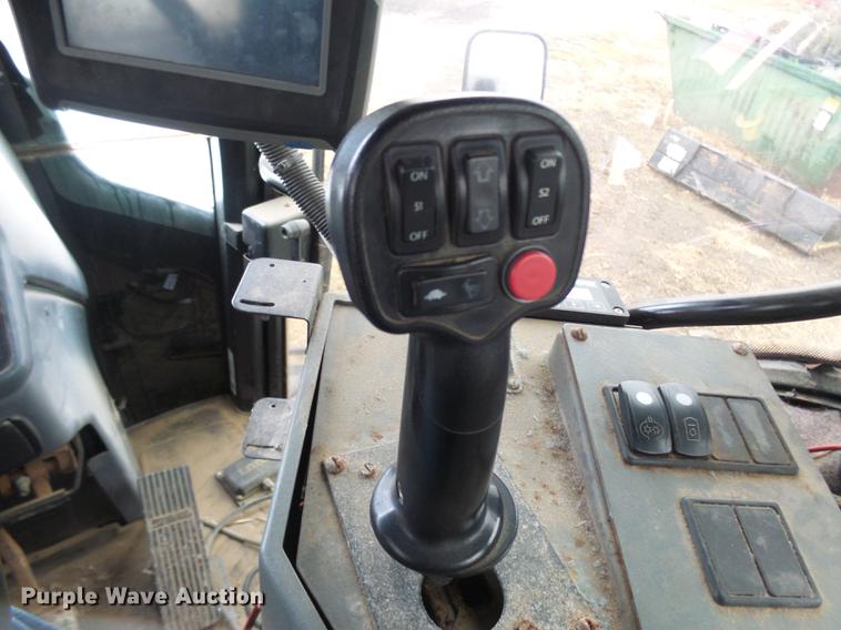 image for item DX9346 2009 GVM Prowler 9275 self-propelled applicator