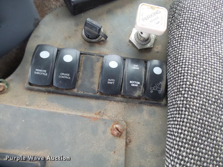 image for item DX9346 2009 GVM Prowler 9275 self-propelled applicator