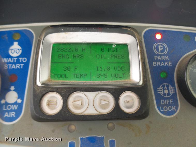 image for item DX9346 2009 GVM Prowler 9275 self-propelled applicator