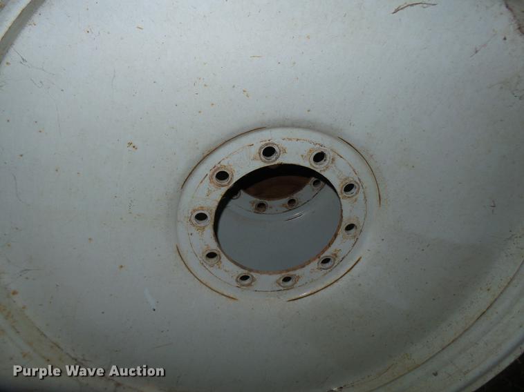 image for item DX9346 2009 GVM Prowler 9275 self-propelled applicator