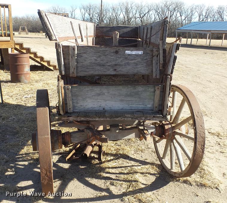 image for item DX9992 Hay wagon