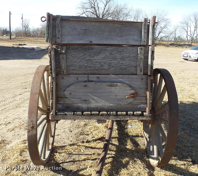image for item DX9992 Hay wagon