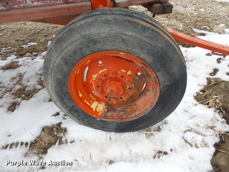 image for item EA9662 (2) grain wagons and hay trailer