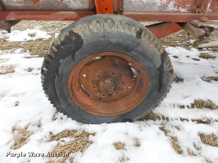 image for item EA9662 (2) grain wagons and hay trailer