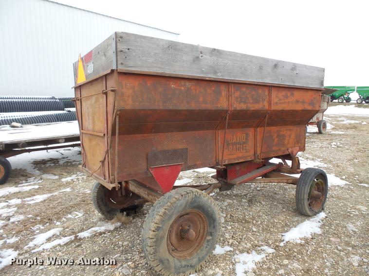 image for item EA9662 (2) grain wagons and hay trailer