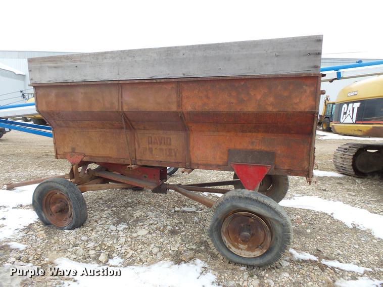 image for item EA9662 (2) grain wagons and hay trailer