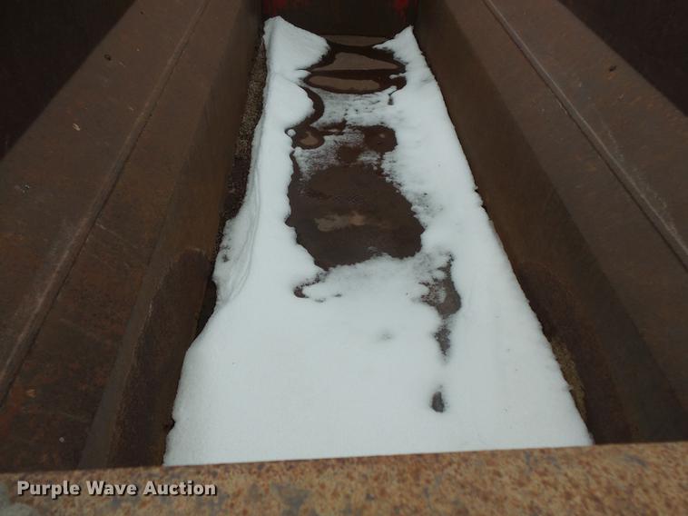 image for item EA9662 (2) grain wagons and hay trailer