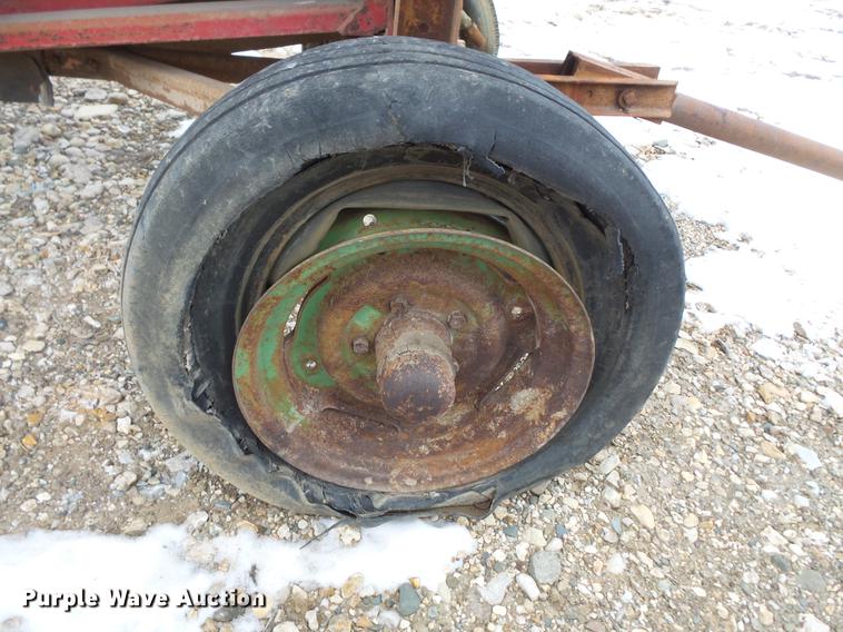 image for item EA9662 (2) grain wagons and hay trailer