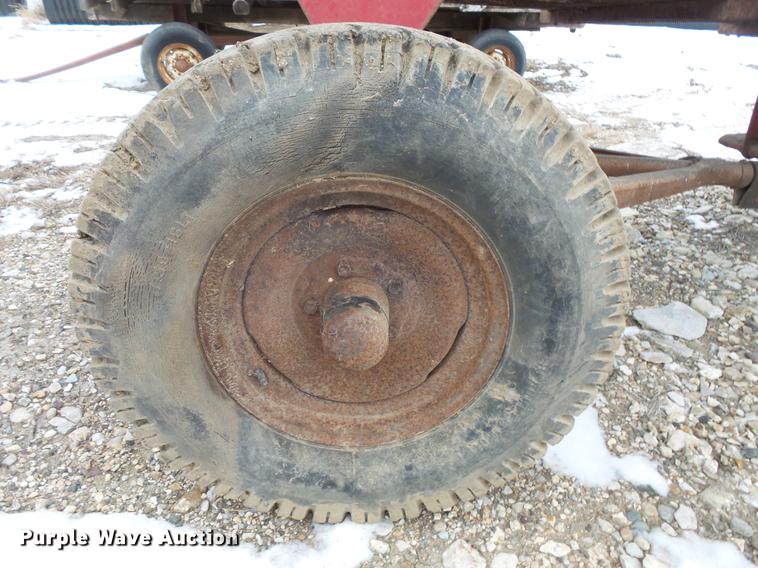 image for item EA9662 (2) grain wagons and hay trailer