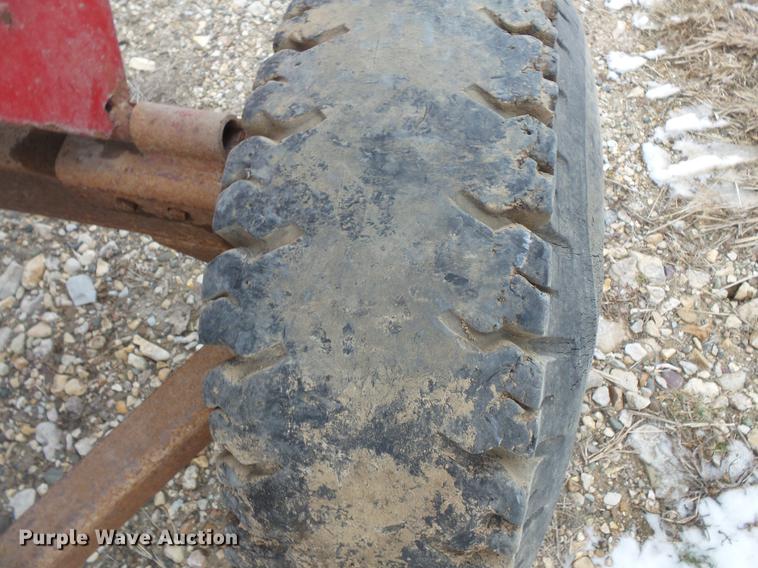 image for item EA9662 (2) grain wagons and hay trailer