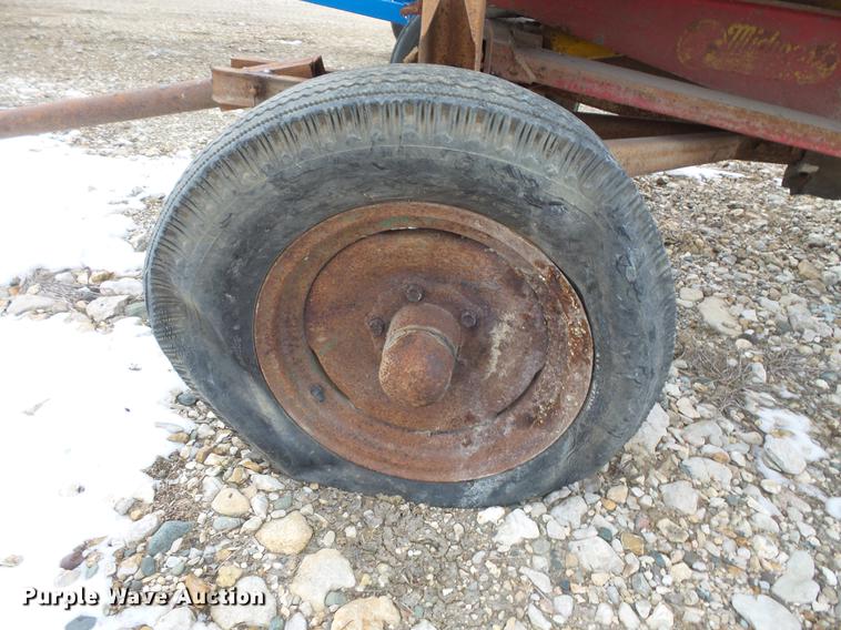 image for item EA9662 (2) grain wagons and hay trailer