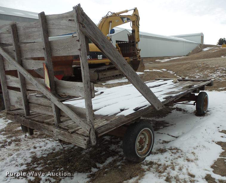 image for item EA9662 (2) grain wagons and hay trailer