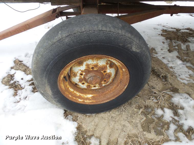 image for item EA9662 (2) grain wagons and hay trailer