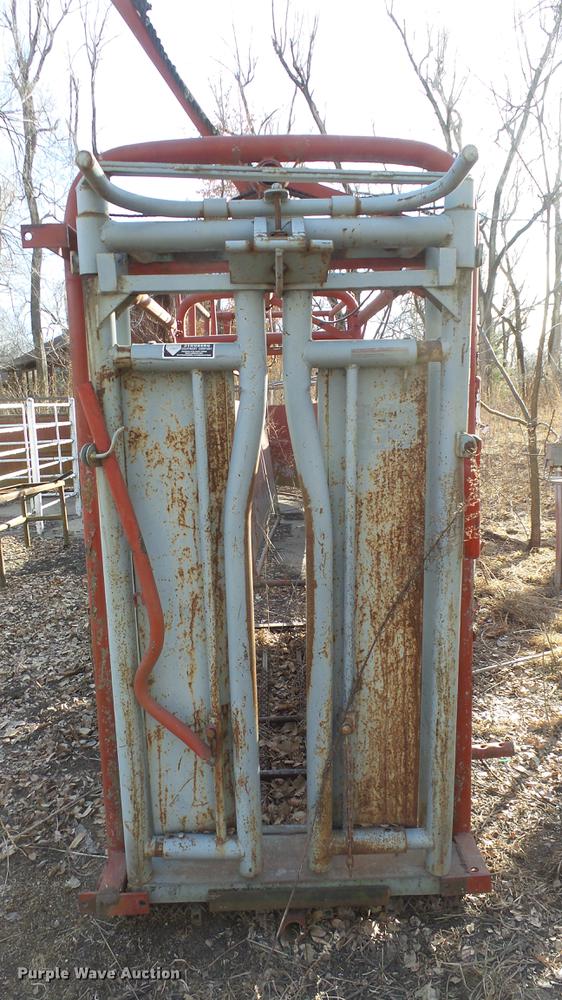 image for item EC9502 Strobert squeeze chute
