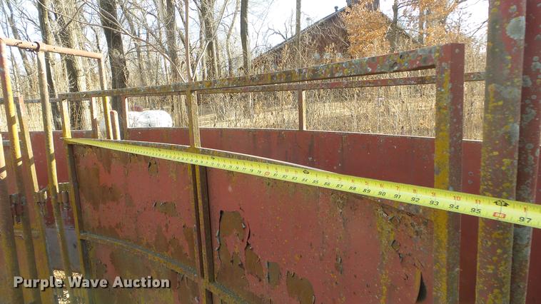 image for item EC9503 Livestock chute and catch pen