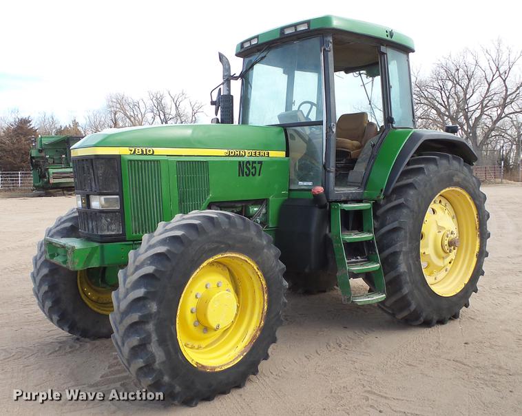 image for item EC9540 1999 John Deere 7810 MFWD tractor
