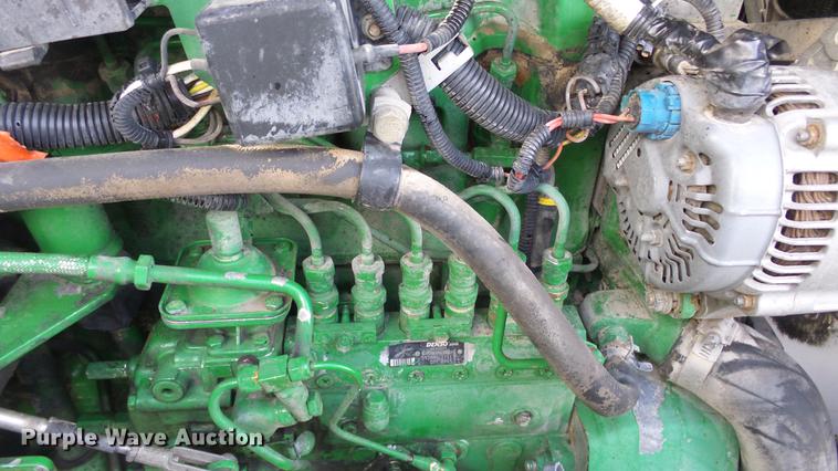 image for item EC9540 1999 John Deere 7810 MFWD tractor