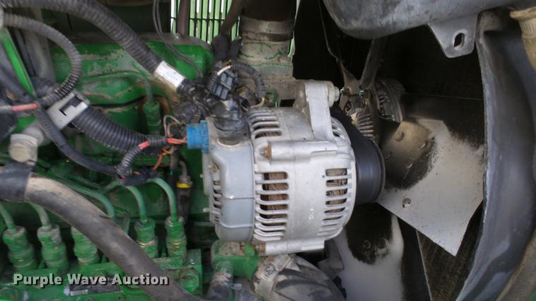 image for item EC9540 1999 John Deere 7810 MFWD tractor