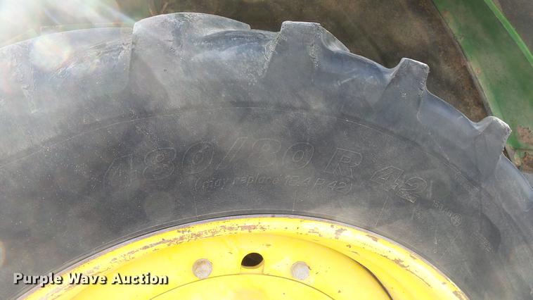 image for item EC9540 1999 John Deere 7810 MFWD tractor