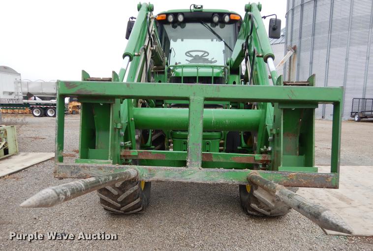image for item J5515 2007 John Deere 7220 MFWD tractor