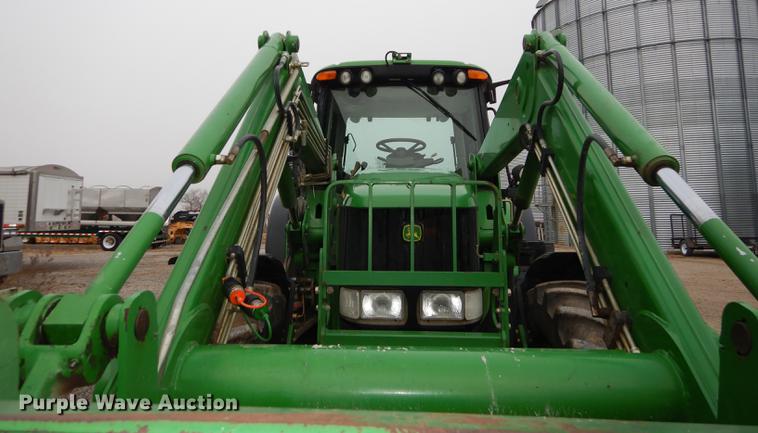 image for item J5515 2007 John Deere 7220 MFWD tractor