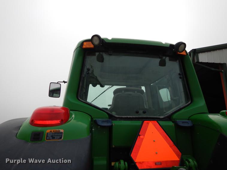 image for item J5515 2007 John Deere 7220 MFWD tractor