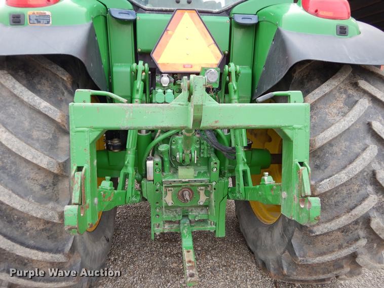 image for item J5515 2007 John Deere 7220 MFWD tractor