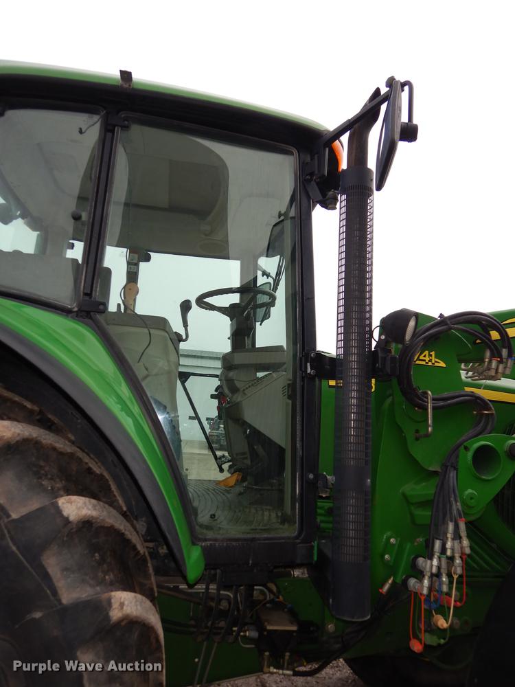 image for item J5515 2007 John Deere 7220 MFWD tractor