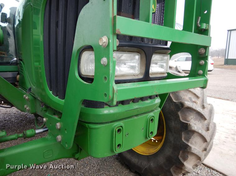 image for item J5515 2007 John Deere 7220 MFWD tractor