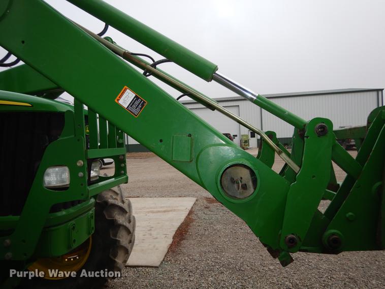 image for item J5515 2007 John Deere 7220 MFWD tractor