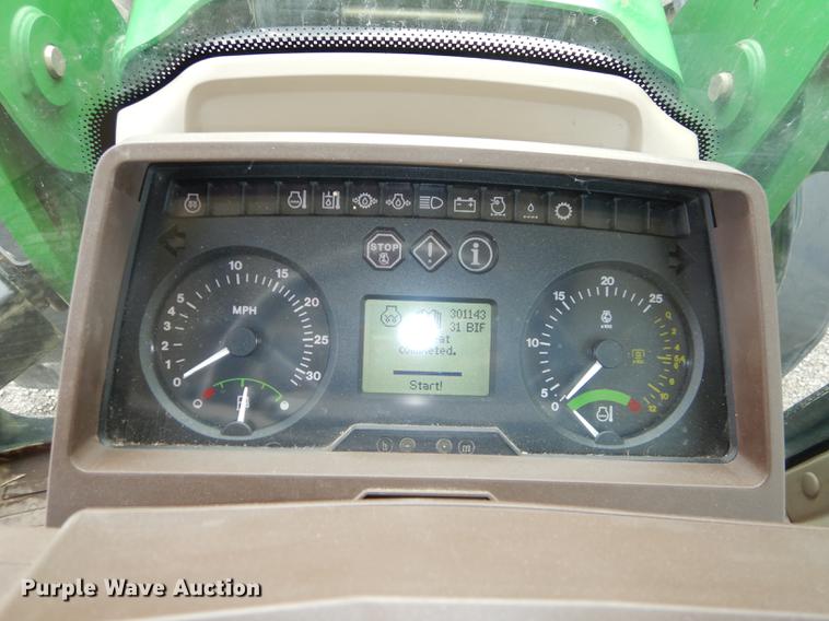 image for item J5515 2007 John Deere 7220 MFWD tractor