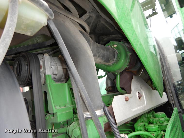 image for item J5515 2007 John Deere 7220 MFWD tractor