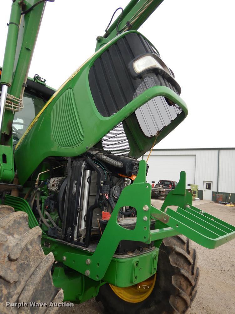 image for item J5515 2007 John Deere 7220 MFWD tractor