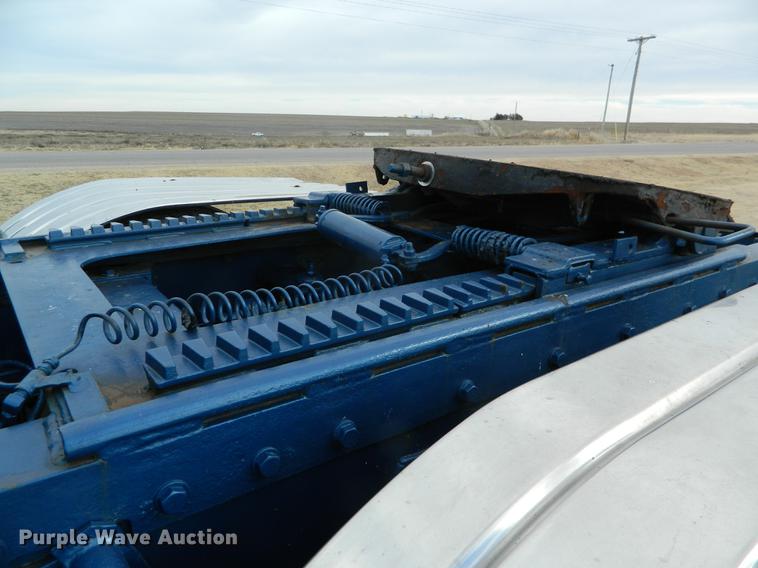 image for item DB6680 1989 Peterbilt 379 semi truck