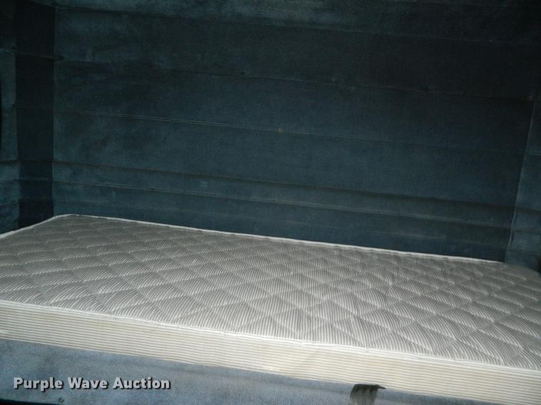 image for item DB6680 1989 Peterbilt 379 semi truck