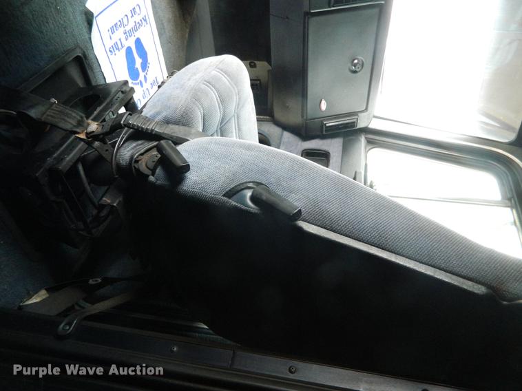 image for item DB6680 1989 Peterbilt 379 semi truck