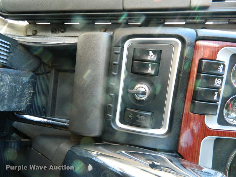 image for item DB6683 2006 Kenworth T600 semi truck