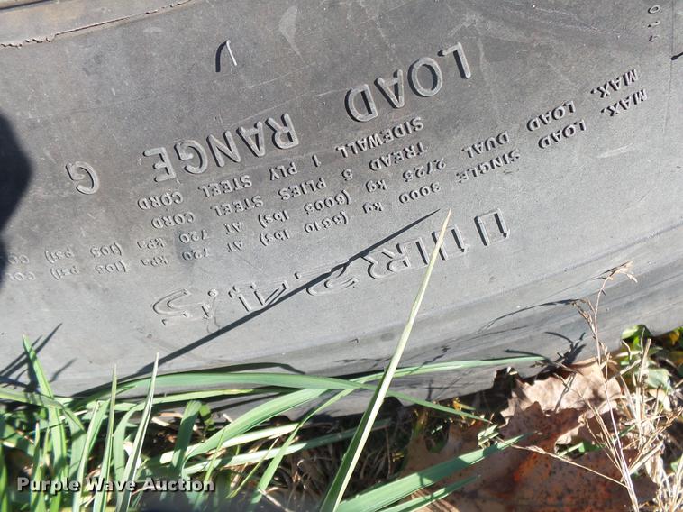 image for item DB7335 2004 Sterling 9500 semi truck