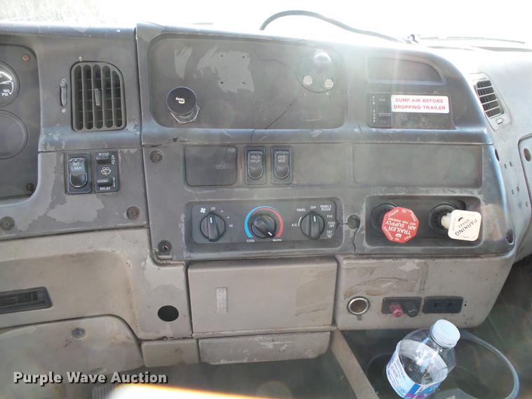 image for item DB7335 2004 Sterling 9500 semi truck