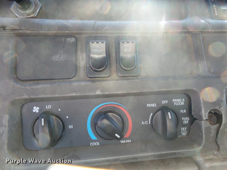 image for item DB7335 2004 Sterling 9500 semi truck