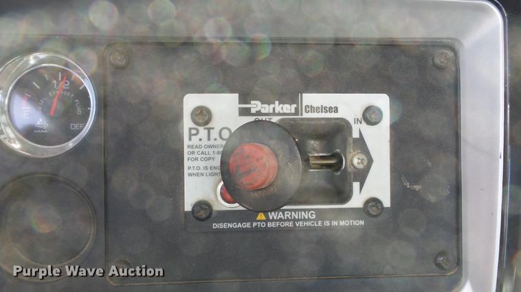 image for item DC0534 2014 Kenworth T660 semi truck