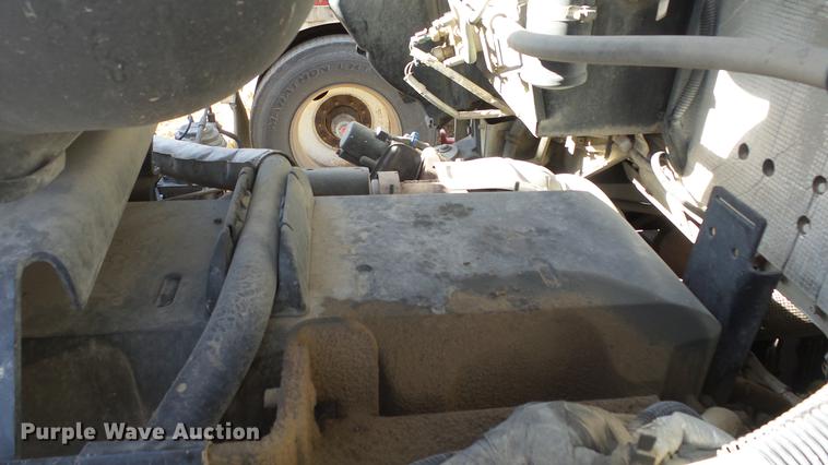 image for item DC0534 2014 Kenworth T660 semi truck