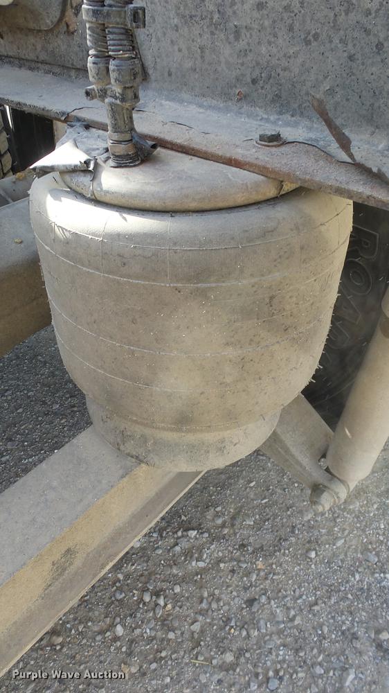 image for item DC0534 2014 Kenworth T660 semi truck