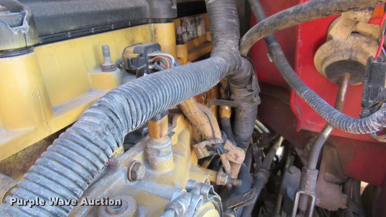 image for item DC2188 2006 International 9200i semi truck