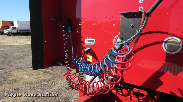 image for item DC2188 2006 International 9200i semi truck