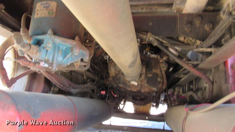 image for item DC2188 2006 International 9200i semi truck