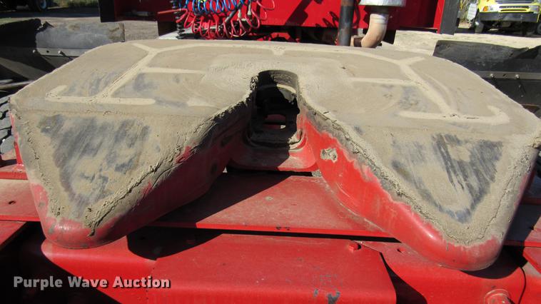 image for item DC2188 2006 International 9200i semi truck