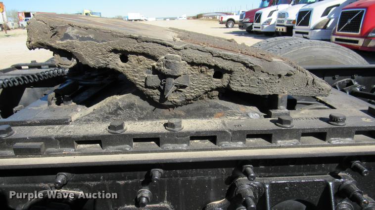 image for item DC2189 2007 International 9200i semi truck