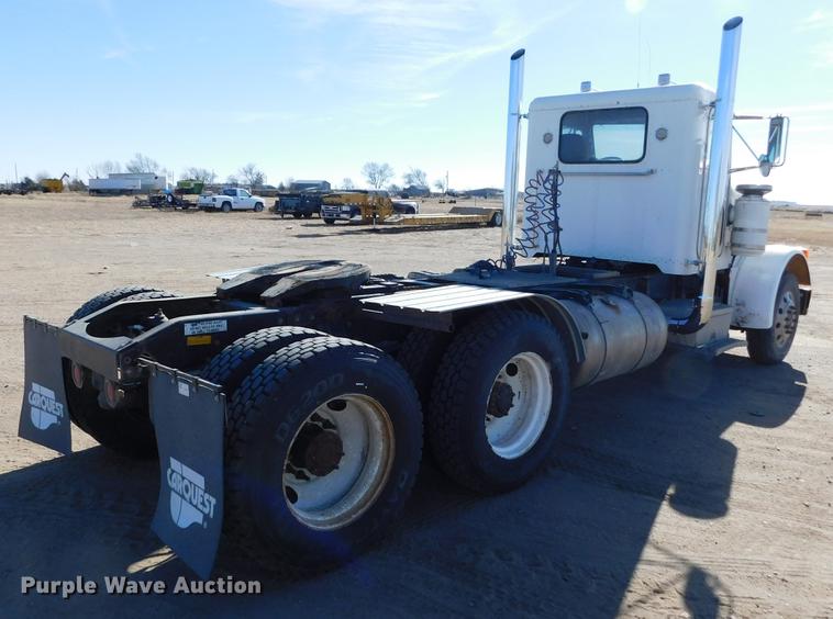image for item DC8388 1994 Peterbilt 379 semi truck
